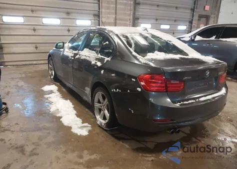 2013 BMW 328I xDrive z USA, uszkodzony, nr VIN WBA3B5G53DNS03931